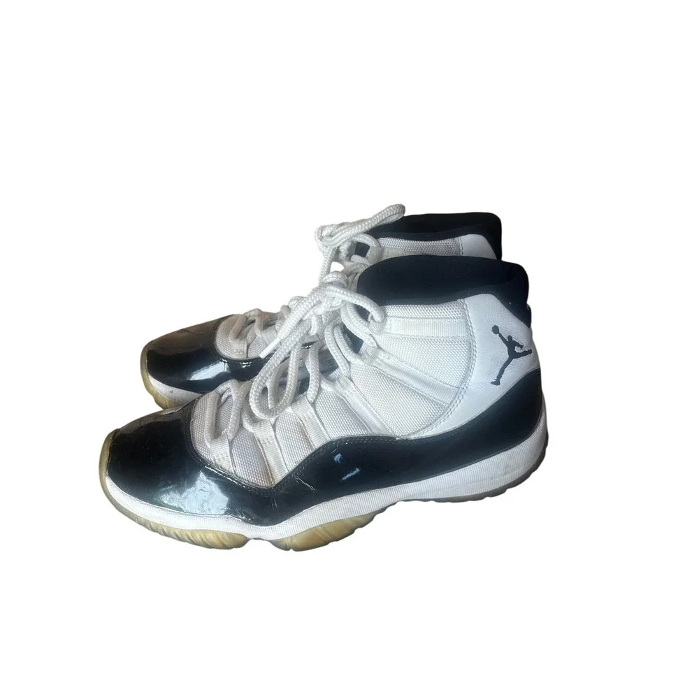 Jordan 11 Retro Concord White Black Patent Leather Sneakers 378037-100 Mens